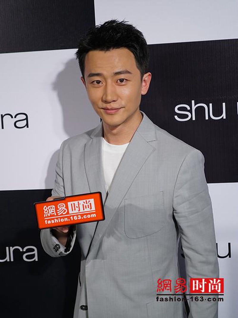 黄轩新综艺突然袒露心声！这男人的落寞感绝了直接看哭